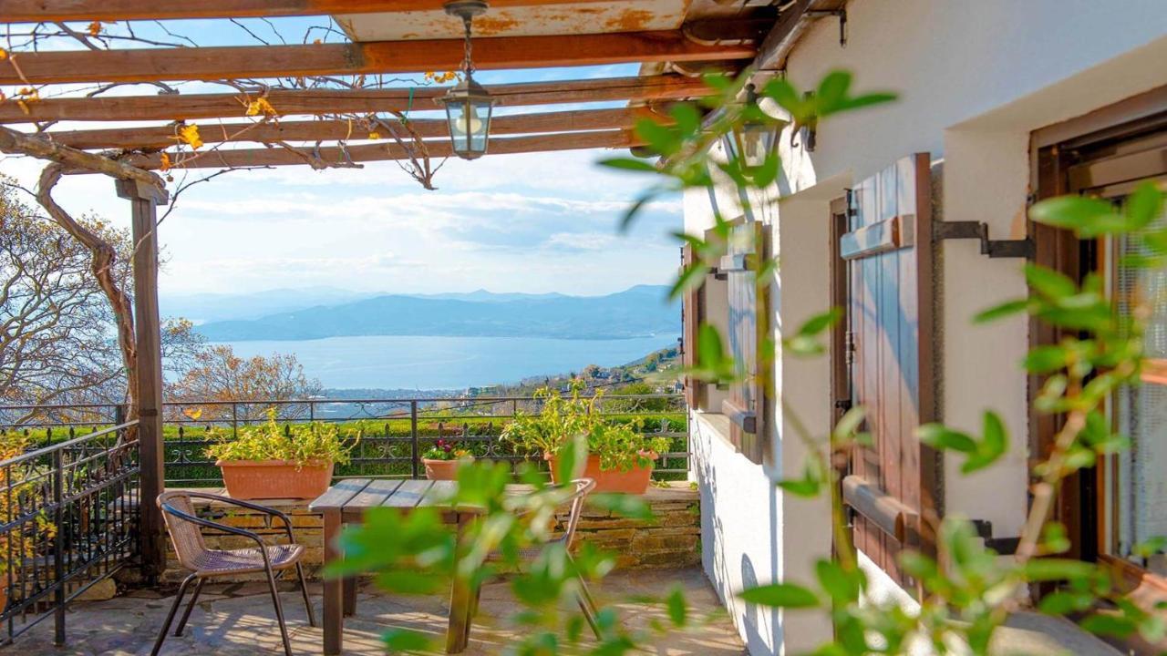 Chrissi Nefeli Appartement Agios Georgios Nilias Buitenkant foto